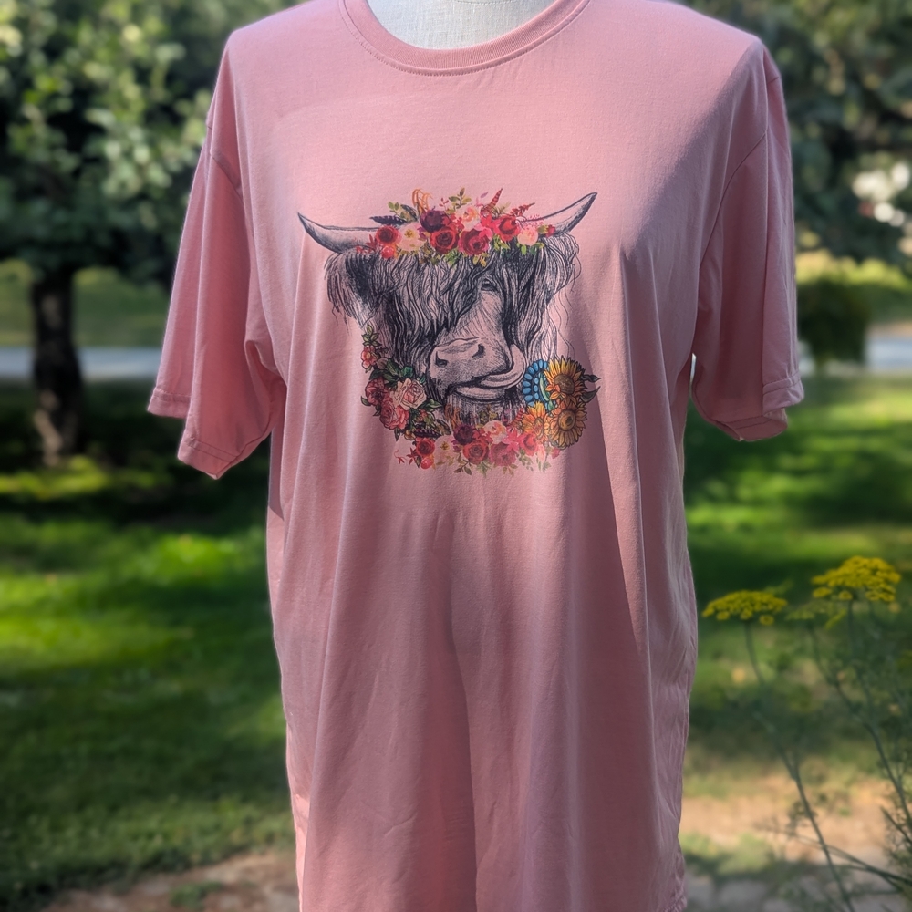 Vibrant Pink Bull Graphic Tee